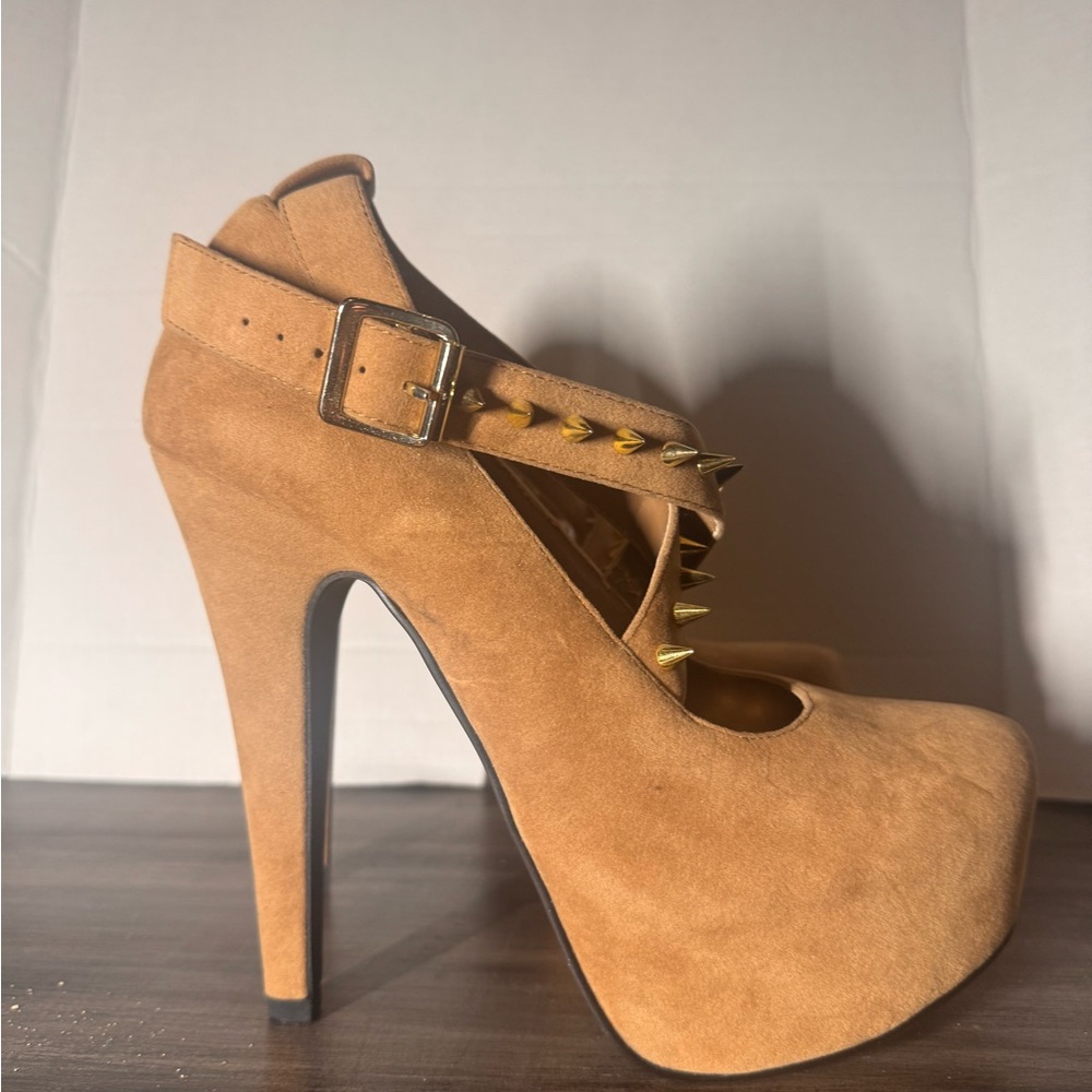 Bakers Tan Platform Heels with Gold Accents